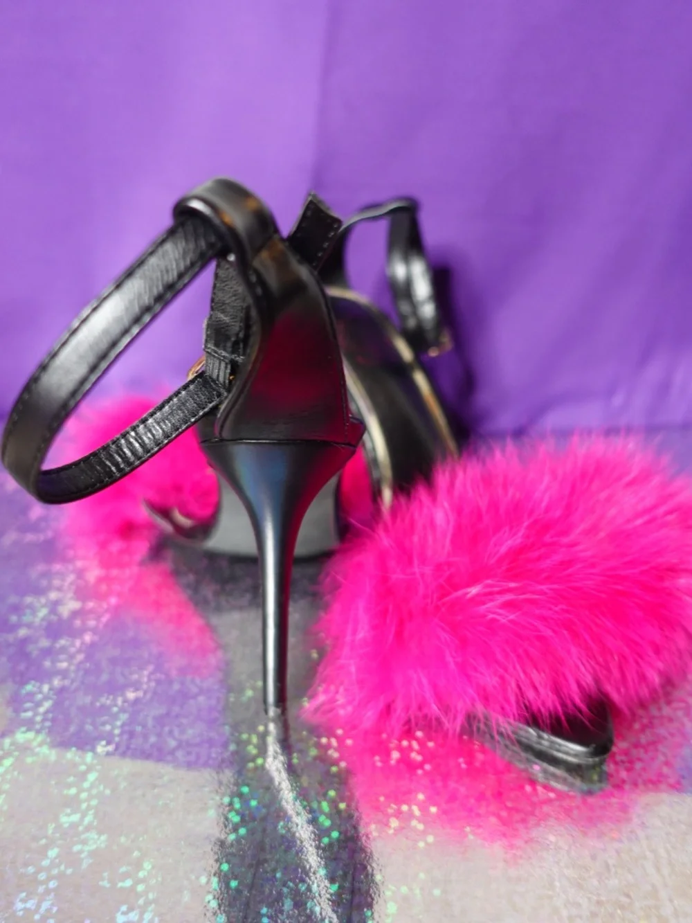 Liliana Fuchsia Fox fur open toe ankle strap heels Size 7 - Picture 4 of 4